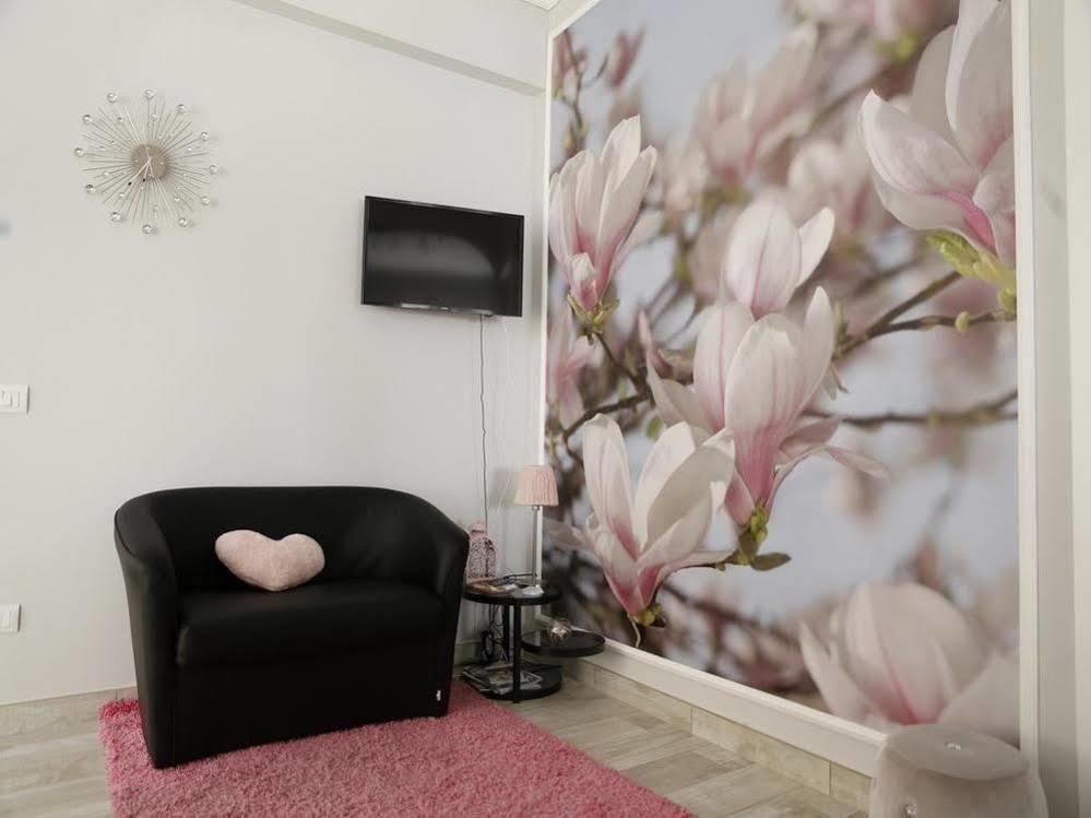 Suite Room Fiumicino Exterior photo